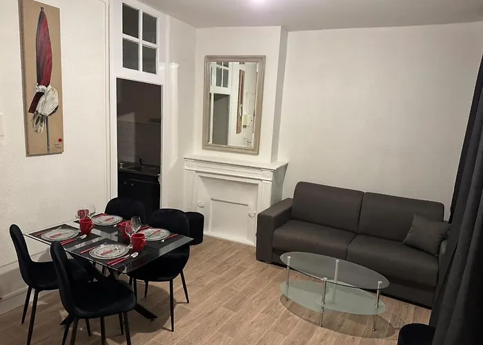 Apartman Lovely Place In Caen's Historic Center *